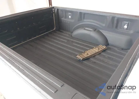 2020 Ford F-150 Xl z USA, uszkodzony, nr VIN 1FTMF1C59LFC62890